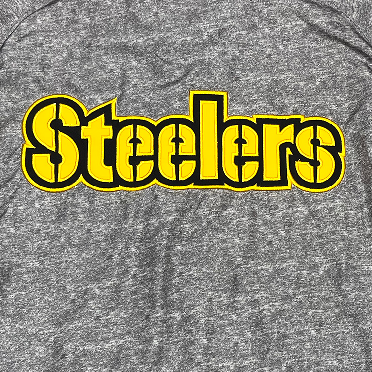 G-III Pittsburgh Steelers Quarter Zip Lined Windbreaker Pullover